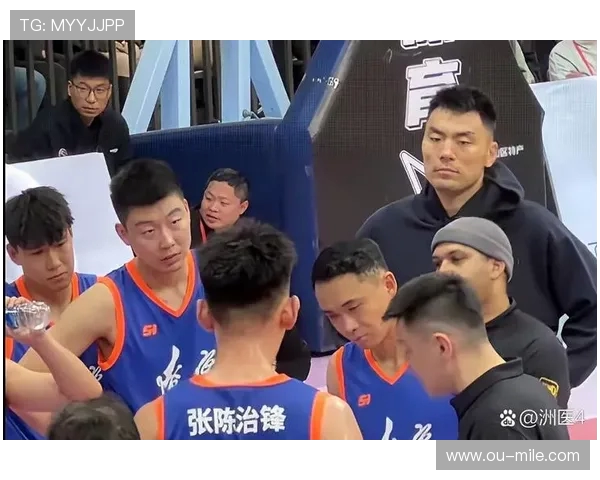 CBA赛季激烈对决：明星球员表现出彩，球队战术层出不穷